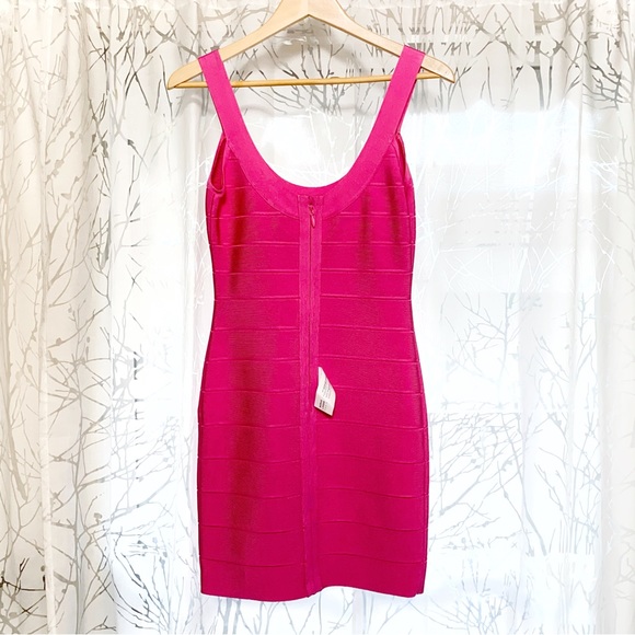 Herve Leger hot pink U shaped bodycon bandage mini dress - Picture 6 of 12